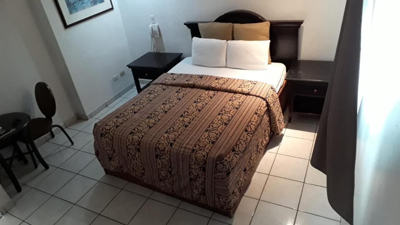 Hotel Don Quijote Mexicali Eksteriør bilde